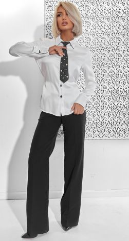 Біла блуза з секретом