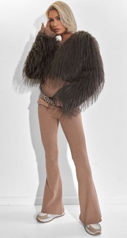 Жіночий верхній одяг