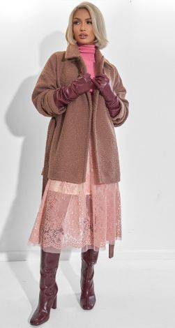 Жіночий верхній одяг