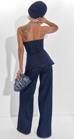 Костюми жіночі