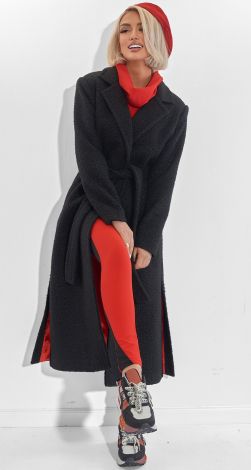 Жіночий верхній одяг