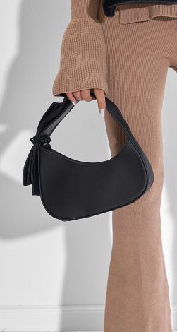 Стильна чорна сумочка