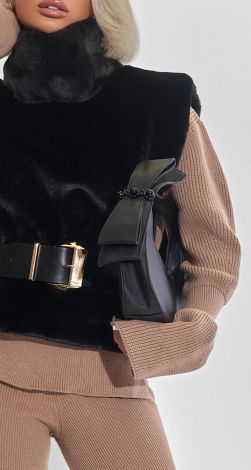 Стильна чорна сумочка