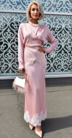 Костюм з еко-шовку, що закохує в кожен рух