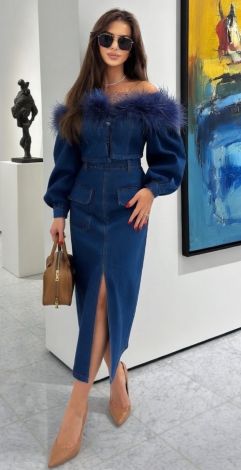 Костюми жіночі