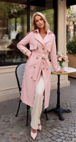 Весняний must-have: Тренч у відтінку «рожева пудра»
