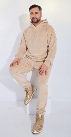 Чоловічі спортивні костюми