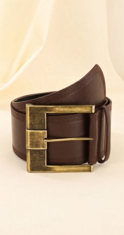 Chocolate Statement: Ремінь, який створює талію