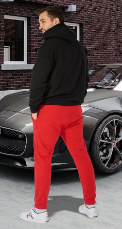 Red & Black Energy: Твій ідеальний спортивний аутфіт