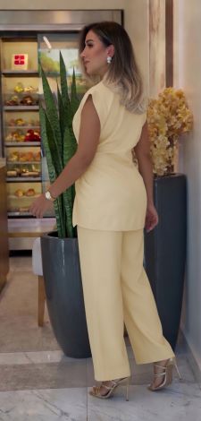 Palazzo & Vest: Твоя нова формула бездоганного стилю