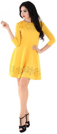 Платье с перфорацией