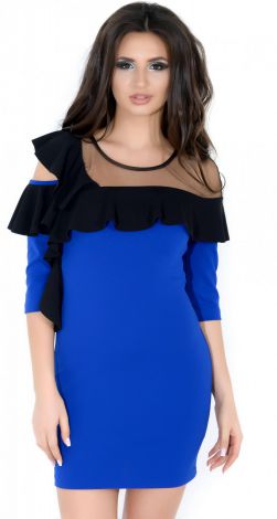 Платье с воланом