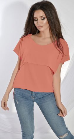 Блуза з воланами