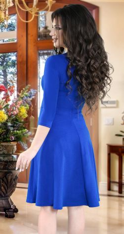 Платье с V вырезом и кристаллами