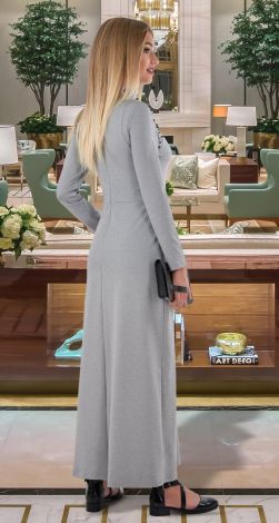 Длинное платье  с жемчугом