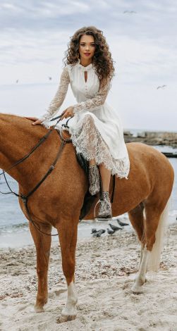 Гипюровое платье