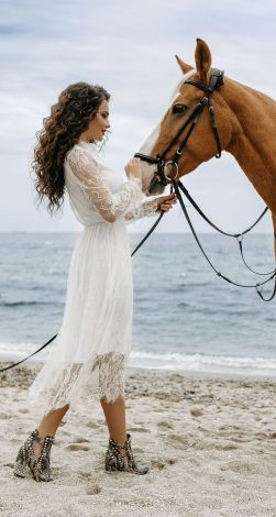 Гипюровое платье