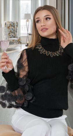 Нарядный свитерок с высокой стойкой