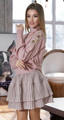 Нарядный свитерок