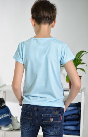 Футболка на хлопчика блакитна