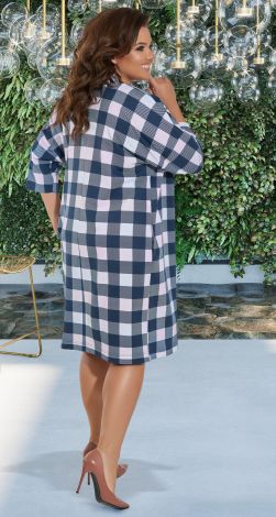 Костюмы женские