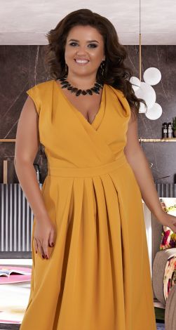 Вечернее платье большого размера