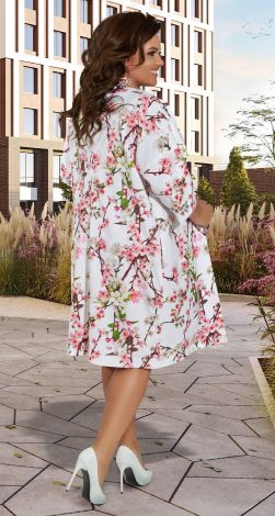 Костюмы женские