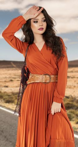 Платье с красивой юбкой плиссе