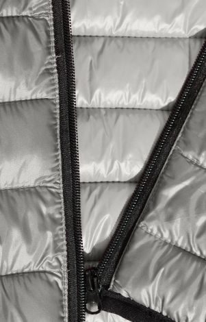 Ветровка на мальчика серая