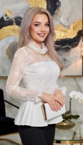 Мереживна блуза з трикотажним корсажем та баскою