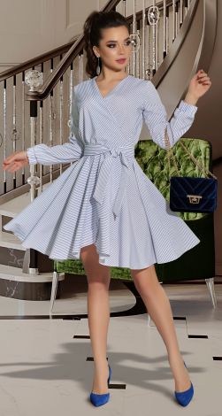 Смугаста сукня