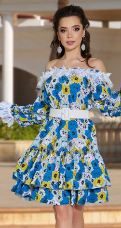 Яркое летнее платье 