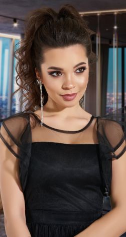 Черное вечернее платье