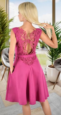 Платье с красивой спинкой