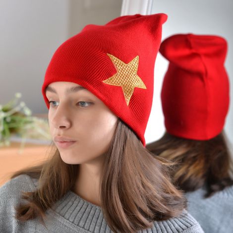 Шапка для дівчаток червона