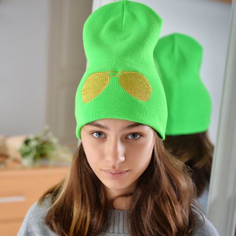 Hat for girls bright green