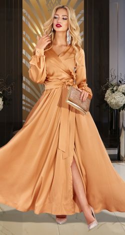 Шелковое вечернее платье