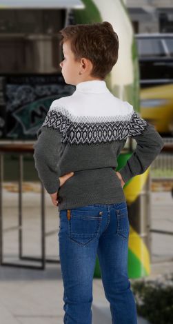 Светр з орнаментом