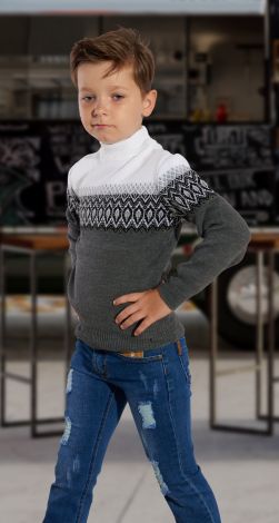 Светр з орнаментом