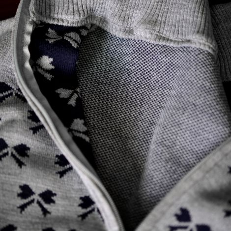 Кофта на дівчинку