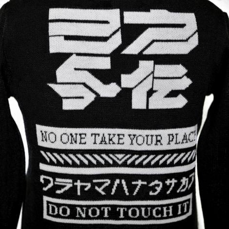 Худі з ієрогліфами чорна