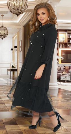 Long dress with plus size pearls