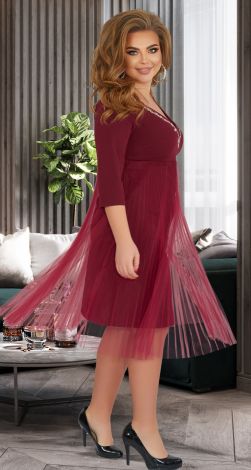 Нарядное платье батал  с кристаллами 