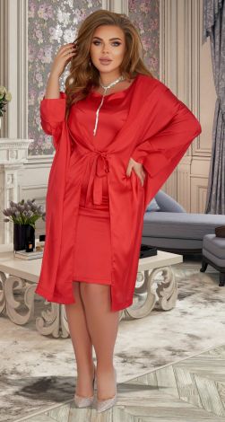 Нарядный красный костюм большого размера