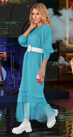 Длинное вязаное платье