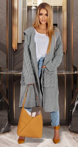 Тёплый кардиган с капюшоном