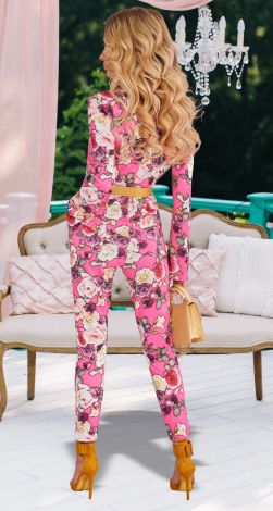 Модний брючний костюм