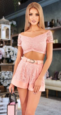 Стильний гіпюровий костюм