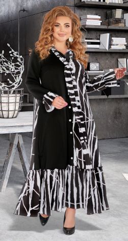 Beautiful plus size dress with a frill