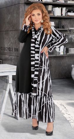 Beautiful plus size dress with a frill